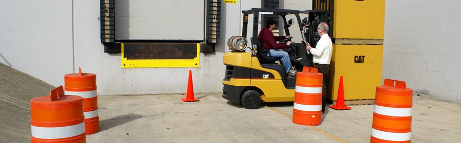 The Miami industies staff giving training for truck driver 