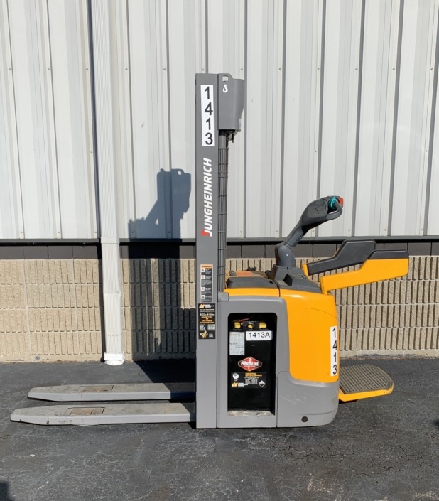 Pre-owned Jugenrich forklift
