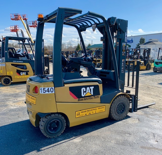 Pre Owned Equipment Electric Forklift Miami Industrial Trucks
