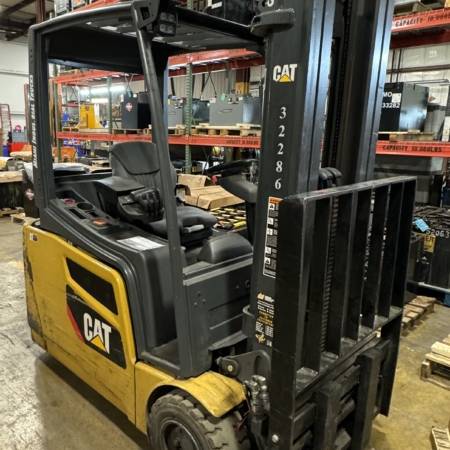 A Cat 2ET 4000 Electric Forklift Available for Sale at Miami Industrial Trucks in Dayton, OH