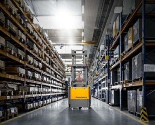 person-warehouse Person working inside a warehouse environment